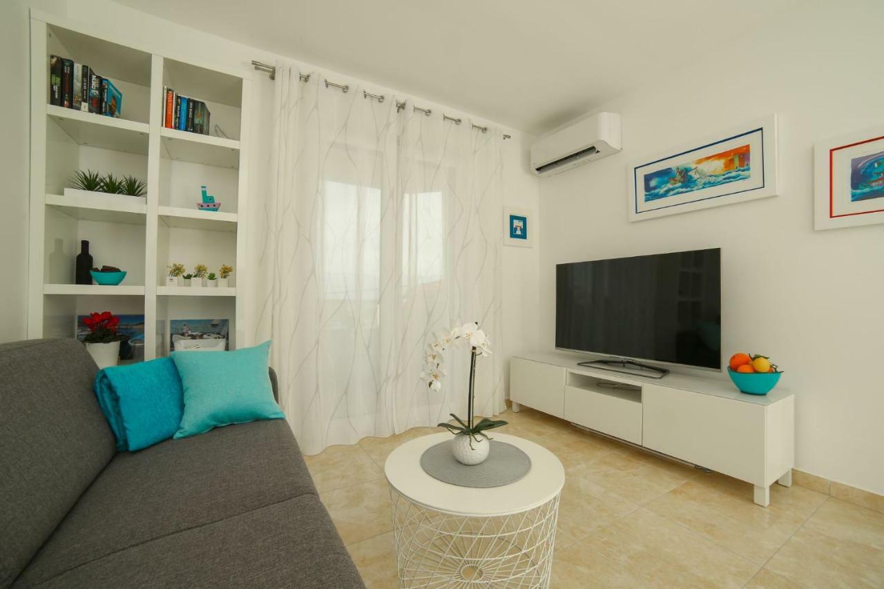 Amazing Luxury 4Star Apartment Laura Supetar Exterior photo
